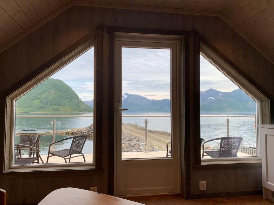 Leilighet I Rorbu Pa Kaldfarnes - Yttersia Senja Kültér fotó